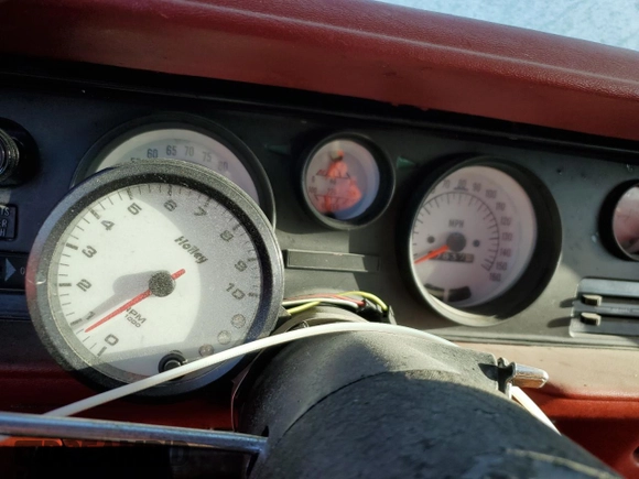 1977 Pontiac Firebird z VIN 2W87Z7N152633, wystawiony jako Copart lot #41438935 z przebiegiem 17 837 mil mil oraz Nie do naprawy • Non repairable. Historia ofert i sprzedaży dostępna na DreamBid. Obrazek 9.