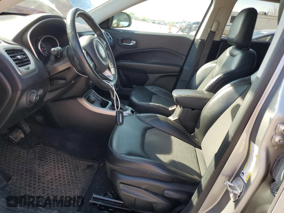 2018 Jeep Compass Latitude with VIN 3C4NJDBB9JT315652, listed as a Copart auction lot 52632425 with 86,118 mi miles and Clean title. Bid and sale history available at DreamBid. Image 7.