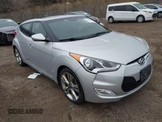 2016 Hyundai Veloster with VIN KMHTC6AD4GU270503, listed as a IAAI auction lot 41982520 with 137,282 mi miles. Bid and sale history available at carsss.com. Image 1.