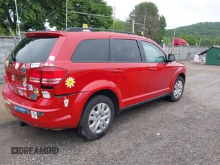 2017 Dodge Journey SE z VIN 3C4PDCAB5HT507673, wystawiony jako IAAI lot #42348007 z przebiegiem 115 918 mil mil oraz . Historia ofert i sprzedaży dostępna na DreamBid. Obrazek 4.
