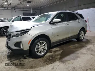 2022 Chevrolet Equinox LT z VIN 3GNAXUEV6NL140180, wystawiony jako Copart lot #45949495 z przebiegiem 62 073 mil mil oraz Szkoda całkowita • Salvage title. Historia ofert i sprzedaży dostępna na DreamBid. Obrazek 1.