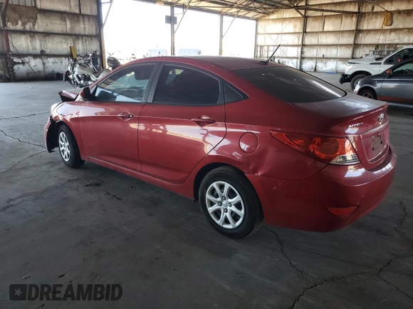 2013 Hyundai Accent GLS z VIN KMHCT4AE4DU279307, wystawiony jako Copart lot #61410775 z przebiegiem Nie podano mil oraz Czysty tytuł • Clean title. Historia ofert i sprzedaży dostępna na DreamBid. Obrazek 2.