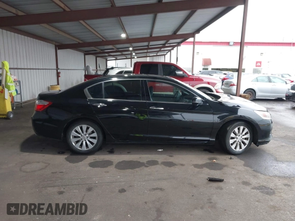 2015 Honda Accord Touring with VIN 1HGCR3F92FA002055, listed as a IAAI auction lot 40930409 with 161,933 mi miles and . Bid and sale history available at DreamBid. Image 13.