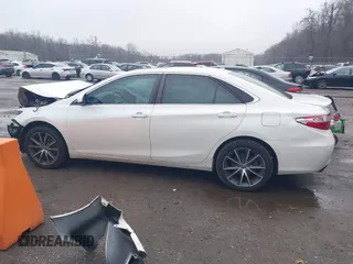 2016 Toyota Camry XSE with VIN 4T1BK1FK2GU571473, listed as a IAAI auction lot 41095181 with 63,677 mi miles. Bid and sale history available at carsss.com. Image 13.