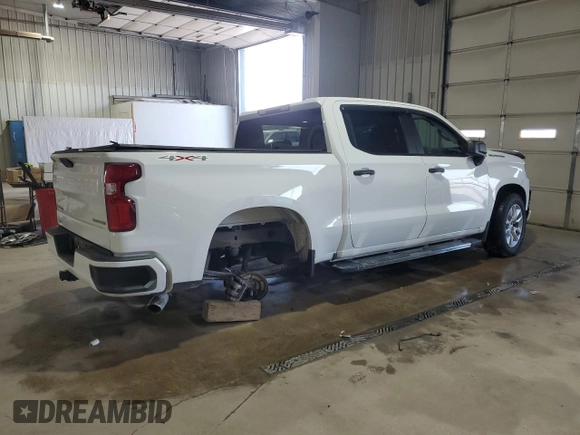 2019 Chevrolet Silverado 1500 Custom with VIN 3GCPYBEH2KG157495, listed as a Copart auction lot 54488295 with 77,899 mi miles and Salvage Title. Bid and sale history available at DreamBid. Image 3.
