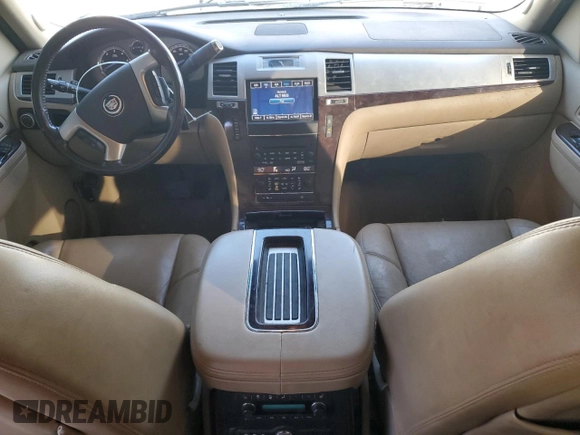 2013 Cadillac Escalade ESV Premium z VIN 1GYS4JEF6DR173775, wystawiony jako Copart lot #46567645 z przebiegiem 248 838 mil mil oraz Szkoda całkowita • Salvage title. Historia ofert i sprzedaży dostępna na DreamBid. Obrazek 8.