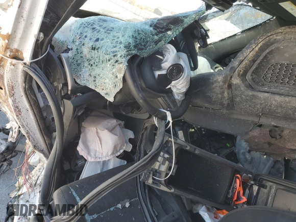 2019 Jeep Grand Cherokee Laredo E z VIN 1C4RJEAG8KC556538, wystawiony jako Copart lot #50733865 z przebiegiem Nie podano mil oraz Nie do naprawy • Non repairable. Historia ofert i sprzedaży dostępna na DreamBid. Obrazek 8.