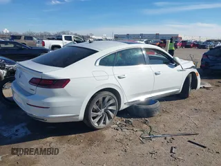 2020 Volkswagen Arteon SEL Premium R-Line с VIN WVWTR7AN3LE013290, выставлен на аукционе IAAI как лот 41351869 с пробегом Не указан миль и . История ставок и продаж доступна на DreamBid. Изображение 4.