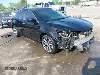 2017 Nissan Altima S z VIN 1N4AL3AP0HC208615, wystawiony jako IAAI lot #42074526 z przebiegiem 187 359 mil mil oraz . Historia ofert i sprzedaży dostępna na DreamBid. Obrazek 1.