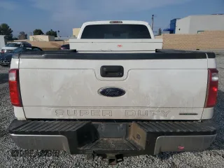 2015 Ford F-250 XLT with VIN 1FT7X2A65FEA41700, listed as a Copart auction lot 42645615 with 172,430 mi miles and Salvage title. Bid and sale history available at DreamBid. Image 6.