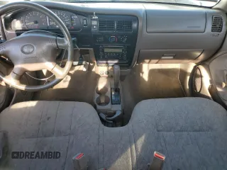 2001 Toyota Tacoma PreRunner with VIN 5TENM92N71Z728049, listed as a Copart auction lot 53803865 with 156,876 mi miles and Salvage title. Bid and sale history available at DreamBid. Image 8.