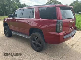 2015 Chevrolet Tahoe LT z VIN 1GNSKBKC4FR103035, wystawiony jako Copart lot #60753305 z przebiegiem 226 136 mil mil oraz Czysty tytuł • Clean title. Historia ofert i sprzedaży dostępna na DreamBid. Obrazek 3.