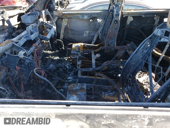 2017 Ram 2500 Tradesman z VIN 3C6UR5HJ9HG719988, wystawiony jako Copart lot #58069794 z przebiegiem Nie podano mil oraz Nie do naprawy • Non repairable. Historia ofert i sprzedaży dostępna na DreamBid. Obrazek 7.