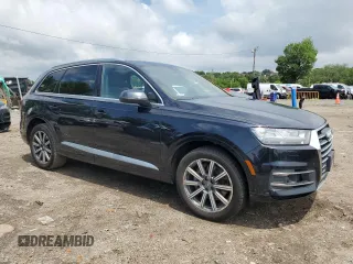 2017 Audi Q7 Premium Plus with VIN WA1LAAF75HD058074, listed as a Copart auction lot 63446045 with 214,453 mi miles and Clean title. Bid and sale history available at DreamBid. Image 5.