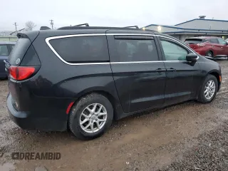 2020 Chrysler Voyager LXi z VIN 2C4RC1DG1LR156747, wystawiony jako Copart lot #80697024 z przebiegiem 118 093 mil mil oraz Nie do naprawy • Non repairable. Historia ofert i sprzedaży dostępna na DreamBid. Obrazek 3.