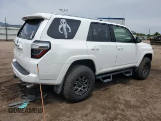 2018 Toyota 4Runner SR5 z VIN JTEBU5JR5J5497862, wystawiony jako Copart lot #59204945 z przebiegiem 50 602 mil mil oraz Szkoda całkowita • Salvage title. Historia ofert i sprzedaży dostępna na DreamBid. Obrazek 3.