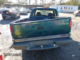 1998 GMC Sonoma SLS with VIN 1GTCS19X7W8527833, listed as a IAAI auction lot 41427791 with 232,462 mi miles. Bid and sale history available at carsss.com. Image 16.