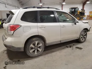 2018 Subaru Forester Premium with VIN JF2SJAGC6JH464796, listed as a Copart auction lot 42311635 with 0 mi miles and Salvage Title. Bid and sale history available at carsss.com. Image 3.