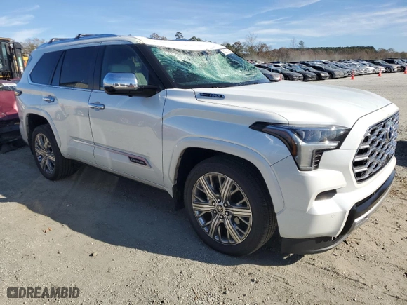 2024 Toyota Sequoia SR5 with VIN 7SVAAABA3RX044551, listed as a Copart auction lot 82015184 with 13,878 mi miles and Salvage Title. Bid and sale history available at carsss.com. Image 4.