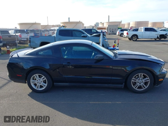 2011 Ford Mustang V6 with VIN 1ZVBP8AM4B5116826, listed as a IAAI auction lot 41436357 with 121,700 mi miles and . Bid and sale history available at carsss.com. Image 13.