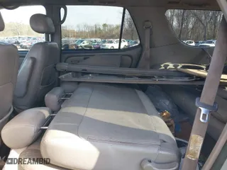 2003 Toyota Sequoia Limited with VIN 5TDBT48A03S151815, listed as a IAAI auction lot 41997536 with 232,916 mi miles. Bid and sale history available at carsss.com. Image 8.