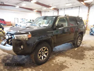2018 Toyota 4Runner SR5 with VIN JTEBU5JR4J5575127, listed as a IAAI auction lot 41501797 with 84,854 mi miles. Bid and sale history available at carsss.com. Image 17.