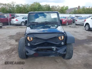 2017 Jeep Wrangler Unlimited Sport с VIN 1C4BJWDG8HL683432, выставлен на аукционе IAAI как лот 42183240 с пробегом 144 925 миль миль и . История ставок и продаж доступна на DreamBid. Изображение 12.