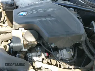 2015 BMW Z4 sDrive28i с VIN WBALL5C53FP557183, выставлен на аукционе IAAI как лот 42145557 с пробегом 123 319 миль миль и . История ставок и продаж доступна на DreamBid. Изображение 20.