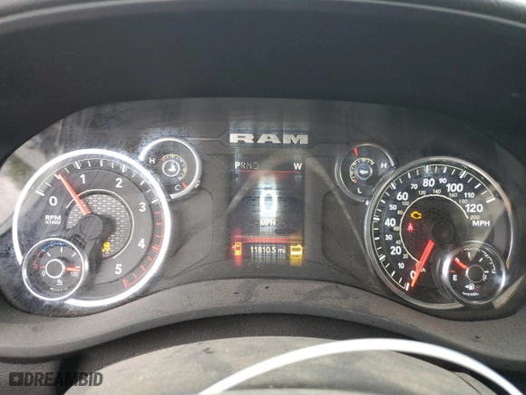 2024 Ram 3500 Big Horn with VIN 3C63R3HL0RG341403, listed as a Copart auction lot 47086975 with 11,810 mi miles and Clean Title. Bid and sale history available at carsss.com. Image 9.