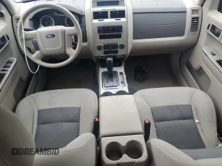 2008 Ford Escape XLT z VIN 1FMCU93148KA42466, wystawiony jako Copart lot #55590225 z przebiegiem 188 333 mil mil oraz Szkoda całkowita • Salvage title. Historia ofert i sprzedaży dostępna na DreamBid. Obrazek 8.