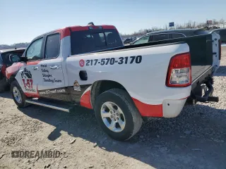 2019 Ram 1500 Tradesman z VIN 1C6SRFCT5KN551271, wystawiony jako Copart lot #46030635 z przebiegiem 116 844 mil mil oraz Szkoda całkowita • Salvage title. Historia ofert i sprzedaży dostępna na DreamBid. Obrazek 2.