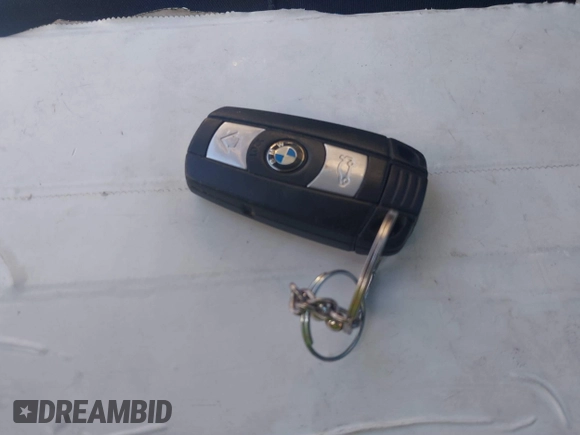 2009 BMW 3 Series 335i с VIN WBAWB73519P158238, выставлен на аукционе IAAI как лот 41720560 с пробегом 154 846 миль миль и . История ставок и продаж доступна на DreamBid. Изображение 11.