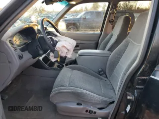 1997 Ford Explorer XL with VIN 1FMDU34E8VUC95969, listed as a Copart auction lot 83269784 with 174,035 mi miles and Salvage title. Bid and sale history available at DreamBid. Image 7.