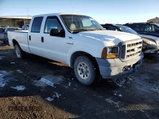 2005 Ford Super Duty F-250 XL with VIN 1FTSW20505EB32152, listed as a Copart auction lot 41635435 with 176,471 mi miles and Salvage Title. Bid and sale history available at carsss.com. Image 4.