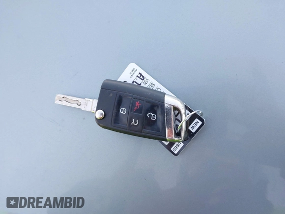 2015 Volkswagen GTI SE with VIN 3VW4T7AUXFM033450, listed as a IAAI auction lot 41286672 with 158,199 mi miles and . Bid and sale history available at DreamBid. Image 11.