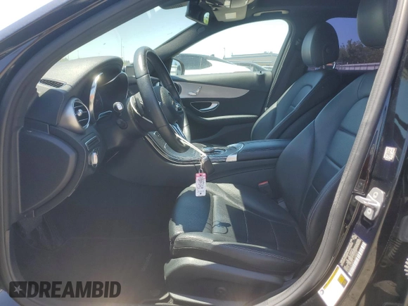 2019 Mercedes-Benz C 300 с VIN 55SWF8DB7KU308837, выставлен на аукционе Copart как лот 57505405 с пробегом 71 003 миль миль и Списание • Salvage title. История ставок и продаж доступна на DreamBid. Изображение 7.