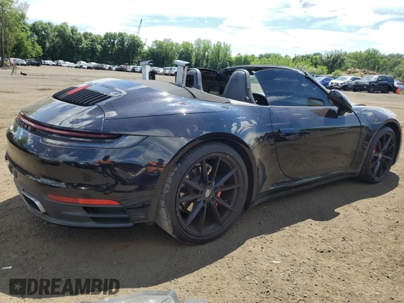 2020 Porsche 911 991 Carrera with VIN WP0CA2A93LS251090, listed as a Copart auction lot 58562784 with 31,839 mi miles and Salvage Title. Bid and sale history available at carsss.com. Image 3.