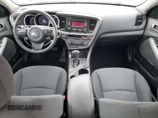 2015 Kia Optima LX z VIN KNAGM4A78F5645140, wystawiony jako Copart lot #53364945 z przebiegiem 91 649 mil mil oraz Szkoda całkowita • Salvage title. Historia ofert i sprzedaży dostępna na DreamBid. Obrazek 8.