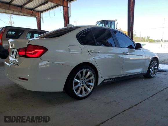 2018 BMW 3 Series 320i with VIN WBA8E1G5XJNU90685, listed as a Copart auction lot 84178894 with 84,614 mi miles and Salvage Title. Bid and sale history available at DreamBid. Image 3.