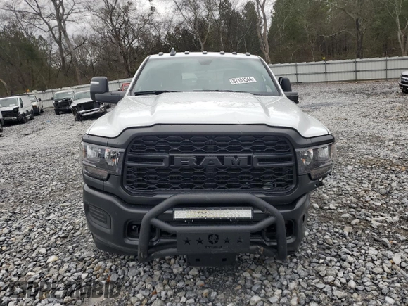 2024 Ram 3500 Tradesman with VIN 3C63RRGL0RG377886, listed as a Copart auction lot 87161344 with 1,620 mi miles and Salvage Title. Bid and sale history available at carsss.com. Image 5.
