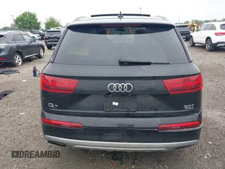 2017 Audi Q7 Premium Plus with VIN WA1LAAF78HD033413, listed as a IAAI auction lot 42188781 with Not provided miles and . Bid and sale history available at DreamBid. Image 16.