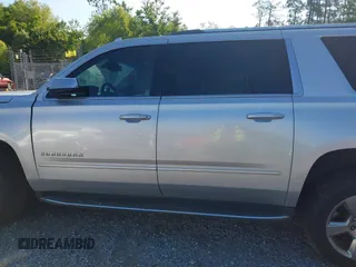 2017 Chevrolet Suburban Premier z VIN 1GNSCJKCXHR208785, wystawiony jako IAAI lot #42166963 z przebiegiem 227 249 mil mil oraz . Historia ofert i sprzedaży dostępna na DreamBid. Obrazek 14.