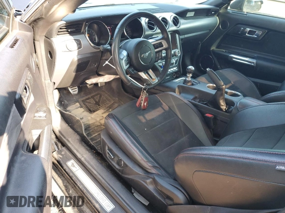 2017 Ford Mustang GT z VIN 1FA6P8CF4H5299016, wystawiony jako Copart lot #62986135 z przebiegiem 99 797 mil mil oraz Szkoda całkowita • Salvage title. Historia ofert i sprzedaży dostępna na DreamBid. Obrazek 8.