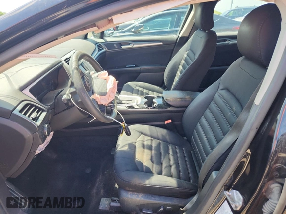 2015 Ford Fusion SE z VIN 3FA6P0H77FR298519, wystawiony jako Copart lot #61187465 z przebiegiem Nie podano mil oraz Nie do naprawy • Non repairable. Historia ofert i sprzedaży dostępna na DreamBid. Obrazek 7.