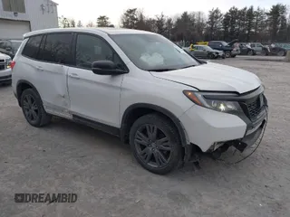 2021 Honda Passport EX-L with VIN 5FNYF8H55MB004813, listed as a IAAI auction lot 41262942 with 69,585 mi miles. Bid and sale history available at carsss.com. Image 1.
