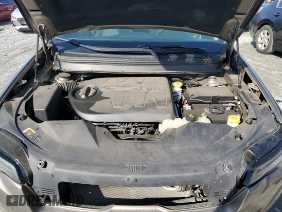 2019 Jeep Cherokee Latitude with VIN 1C4PJLCX8KD110683, listed as a Copart auction lot 51902075 with 115,791 mi miles and Salvage title. Bid and sale history available at DreamBid. Image 13.