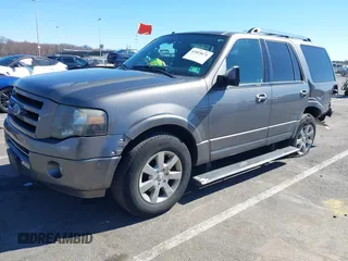 2010 Ford Expedition Limited z VIN 1FMJU2A52AEB63974, wystawiony jako IAAI lot #41853671 z przebiegiem 198 408 mil mil oraz . Historia ofert i sprzedaży dostępna na DreamBid. Obrazek 17.