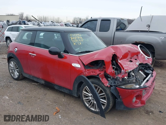 2014 MINI Hardtop S z VIN WMWXM7C50ET926341, wystawiony jako IAAI lot #41462159 z przebiegiem 95 993 mil mil oraz . Historia ofert i sprzedaży dostępna na DreamBid. Obrazek 1.