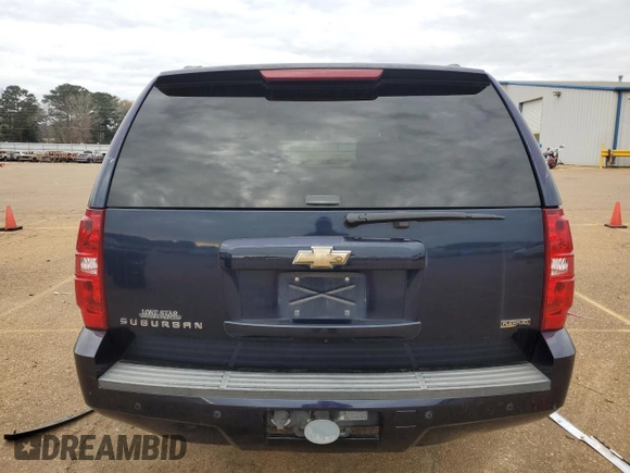 2008 Chevrolet Suburban Commercial with VIN 1GNFC16098R142909, listed as a Copart auction lot 86202704 with 234,876 mi miles and Clean Title. Bid and sale history available at carsss.com. Image 6.