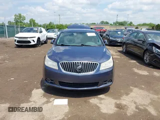 2013 Buick LaCrosse Leather z VIN 1G4GC5E36DF188477, wystawiony jako IAAI lot #42265239 z przebiegiem 186 454 mil mil oraz . Historia ofert i sprzedaży dostępna na DreamBid. Obrazek 13.